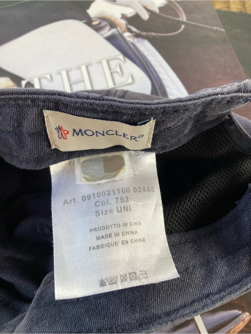 Vintage Moncler Navy Cap with Red & White Stripe - Picture 9 of 10